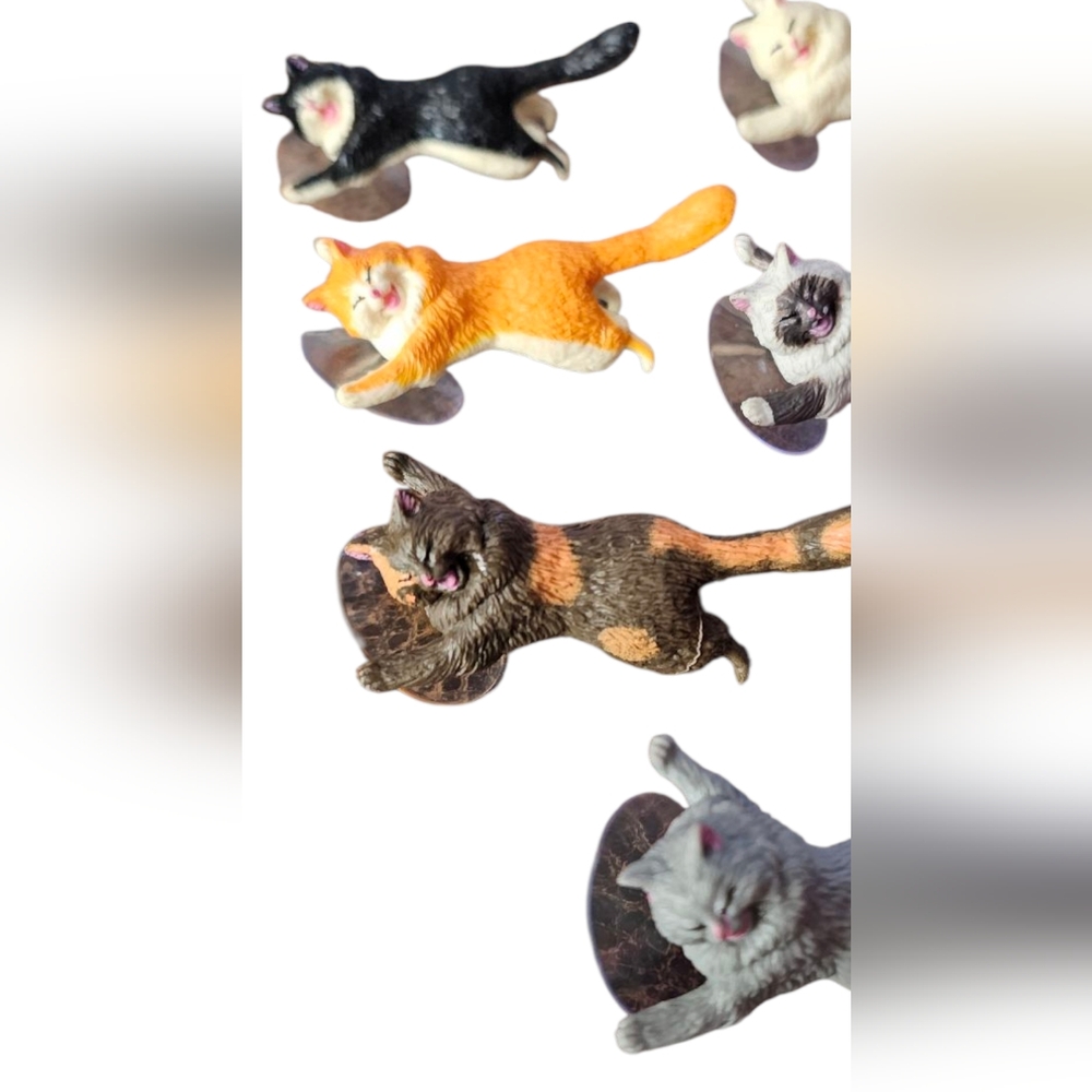 Lot of 6-Small Suction Cup Cat Kitten Cell Phone Desktop Stand Or Window Trinket - Picture 4 of 6
